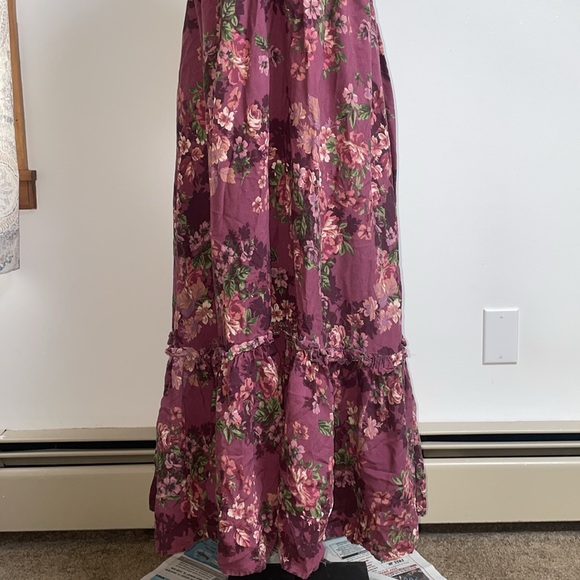 Floral dress, on shoulder - off shoulder. Size medium - Picture 3 of 4